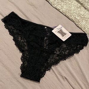 NWT FENTY CHEEKY UNDERWEAR